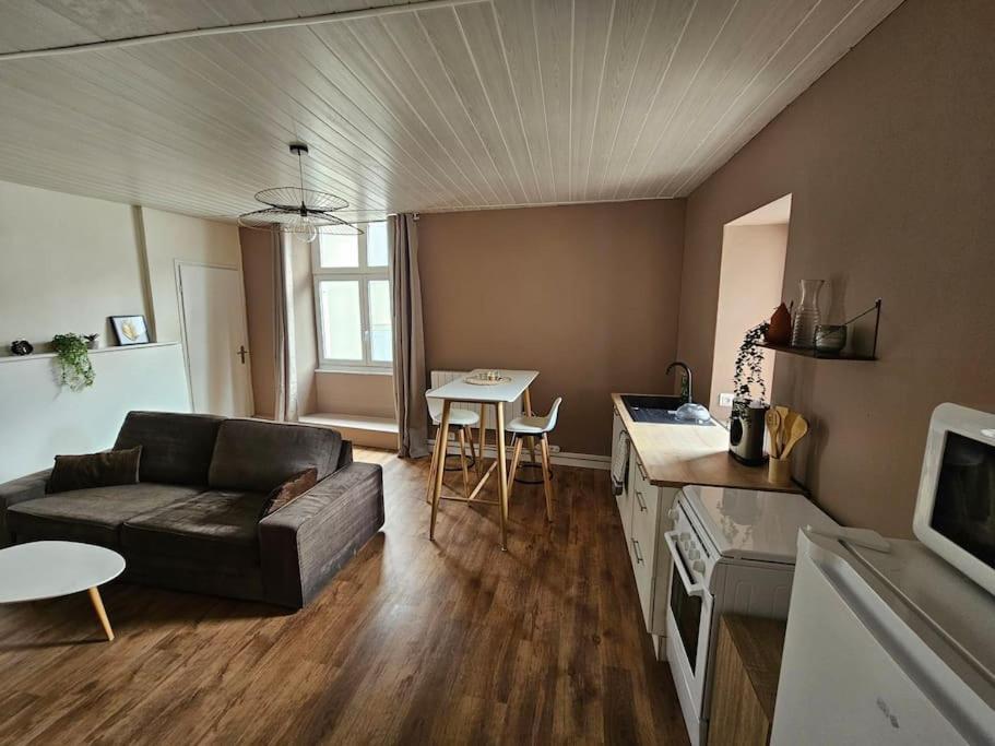 Studio Au Centre-Ville Baume-les-Dames Εξωτερικό φωτογραφία